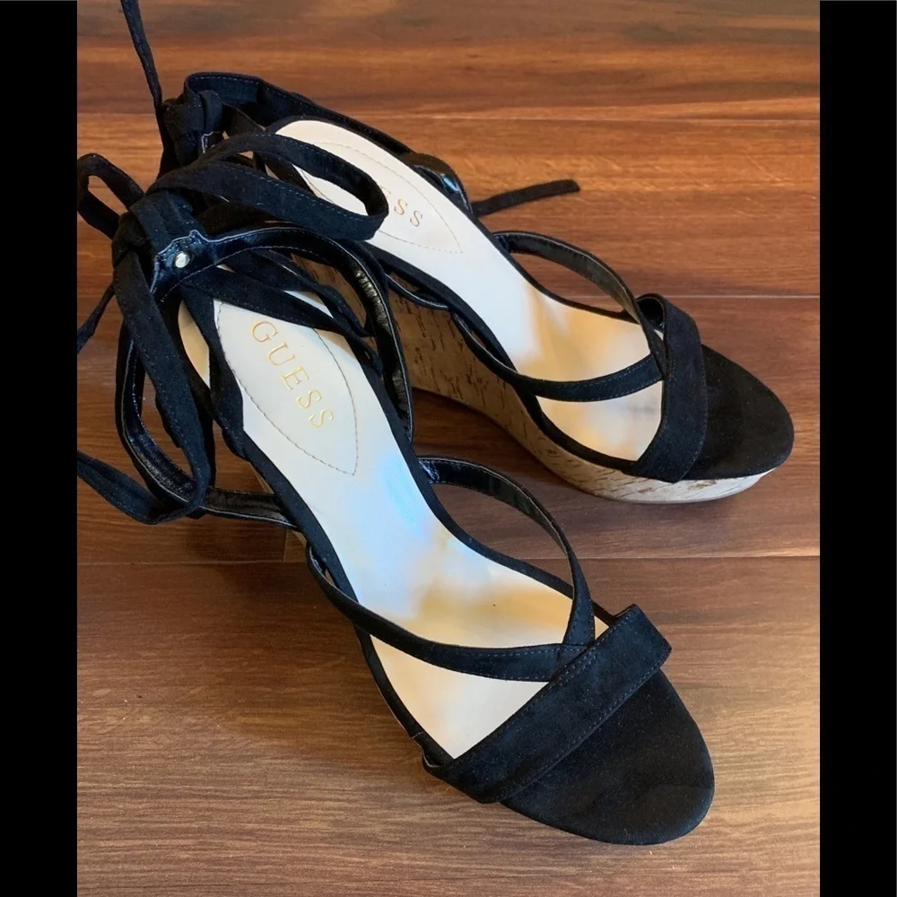 GUESS Platform Wedge Size 9M
